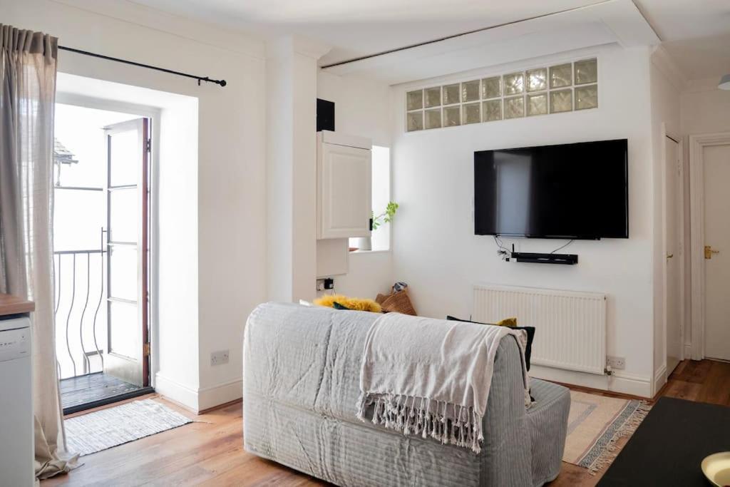 Penarth/Cardiff Bay: Deluxe Flat: 10 Mins To City! 외부 사진