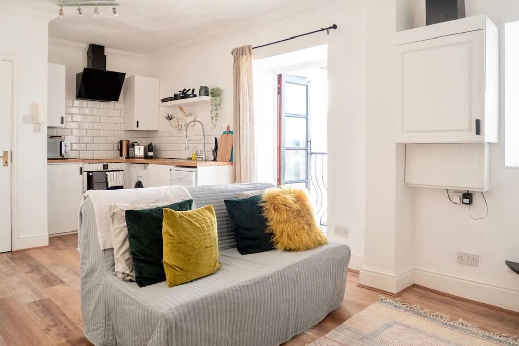 Penarth/Cardiff Bay: Deluxe Flat: 10 Mins To City! 외부 사진
